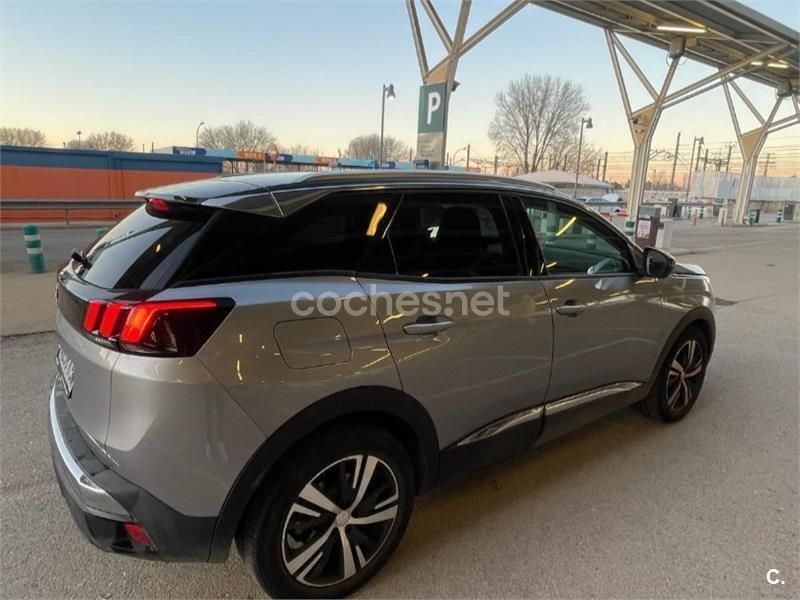 Gris / plata Usado 2018 Peugeot 3008 Allure SUV | 17.900 € (Un poco caro) - Imagen 1/4