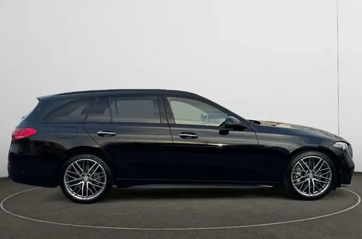 Usado Mercedes C43 AMG AMG 408 CV (300 kW) 2023 Negro Familiar