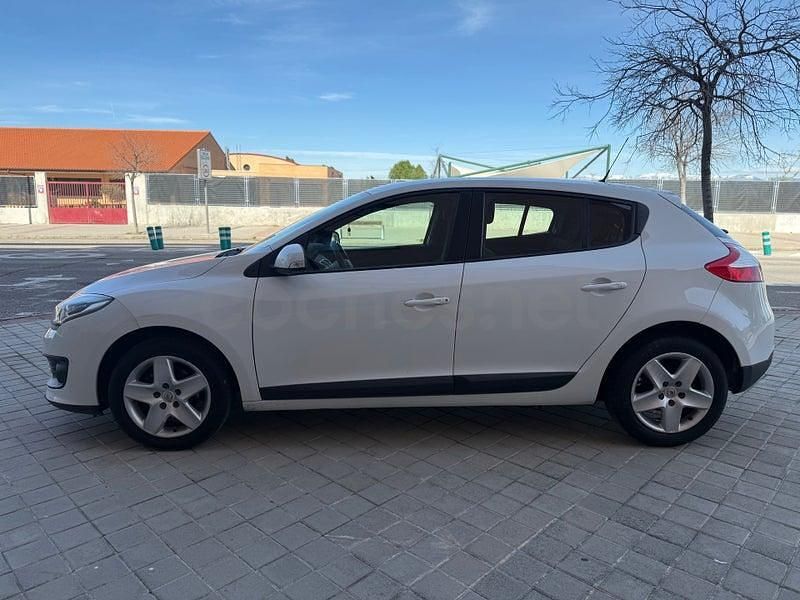 Usado Renault Mégane Business 110 CV (80 kW) 2014 Blanco Berlina