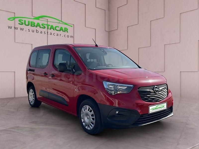 Usado Opel Combo Life Edition 131 CV (96 kW) 2021 Rojo Monovolumen