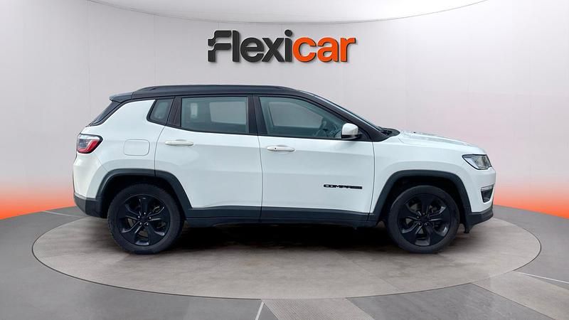 Usado Jeep Compass Night Eagle 120 CV (88 kW) 2019 Blanco SUV