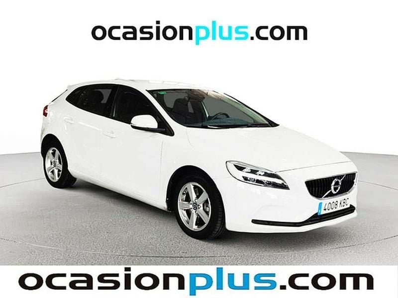 Usado Volvo V40 Momentum 150 CV (110 kW) 2017 Blanco Utilitario