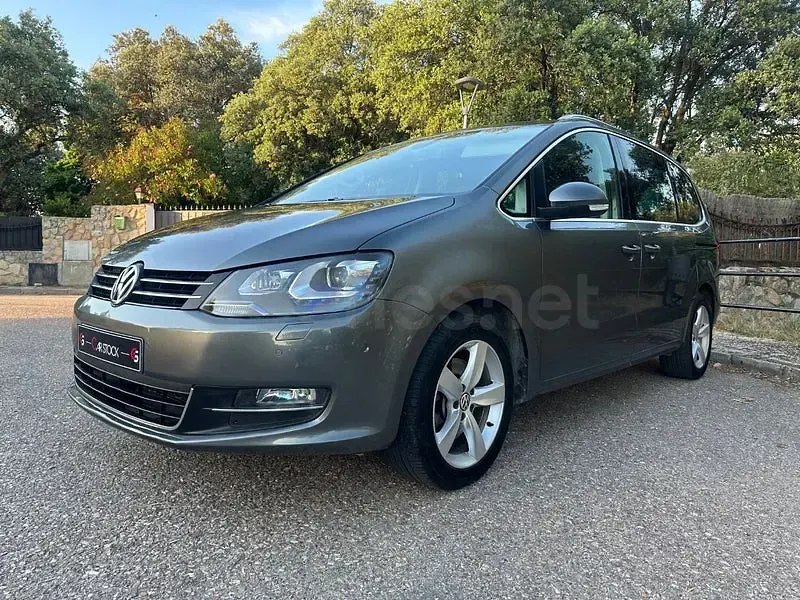 Usado VW Sharan Sport 177 CV (130 kW) 2014 Gris / plata Monovolumen