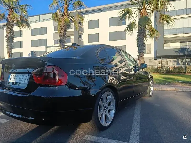 Usado BMW 320 150 CV (110 kW) 2006 Negro Berlina