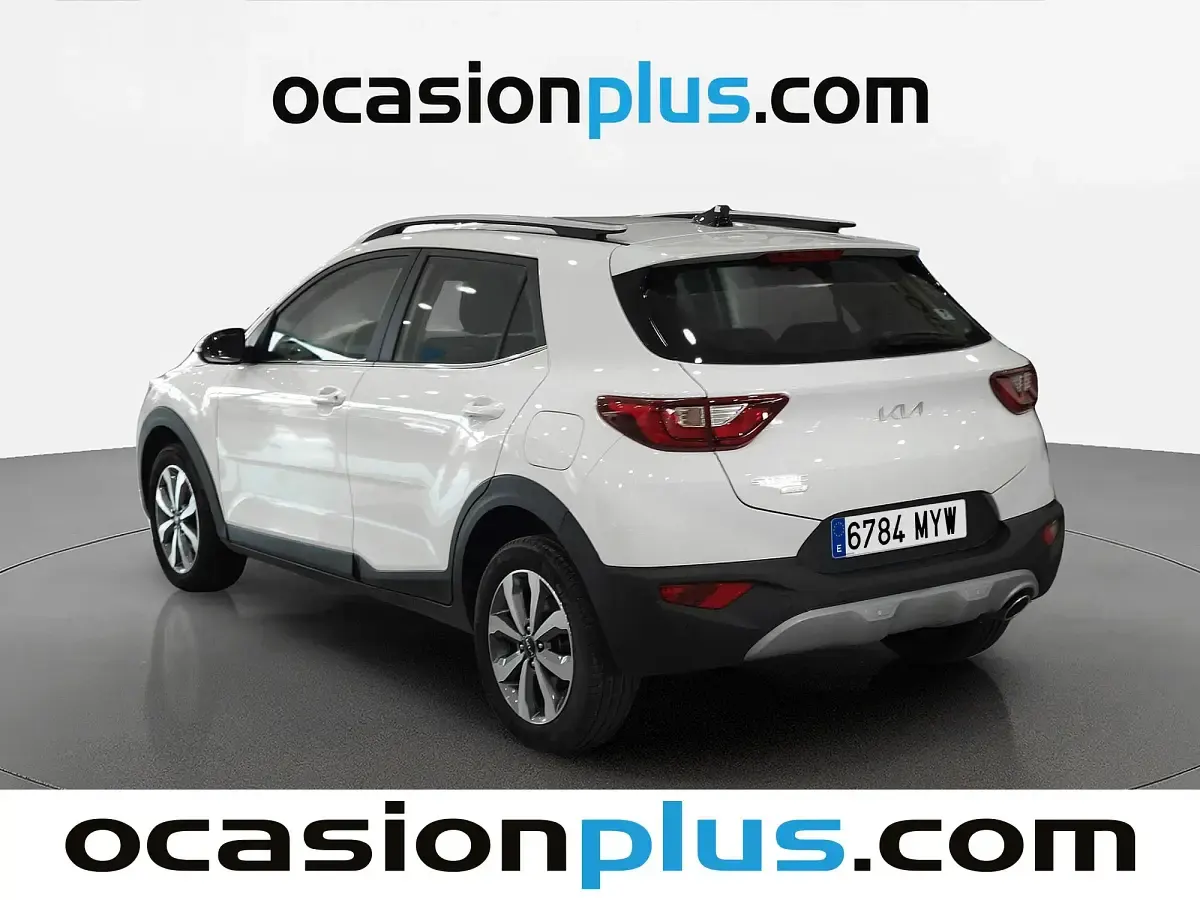 Usado Kia Stonic 101 CV (74 kW) 2025 Blanco SUV