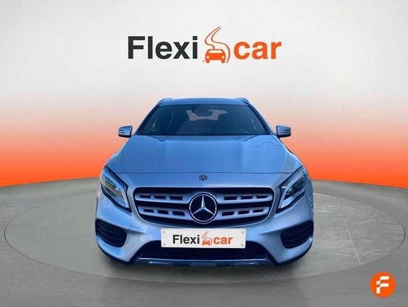 Usado Mercedes GLA200 156 CV (114 kW) 2019 Gris SUV