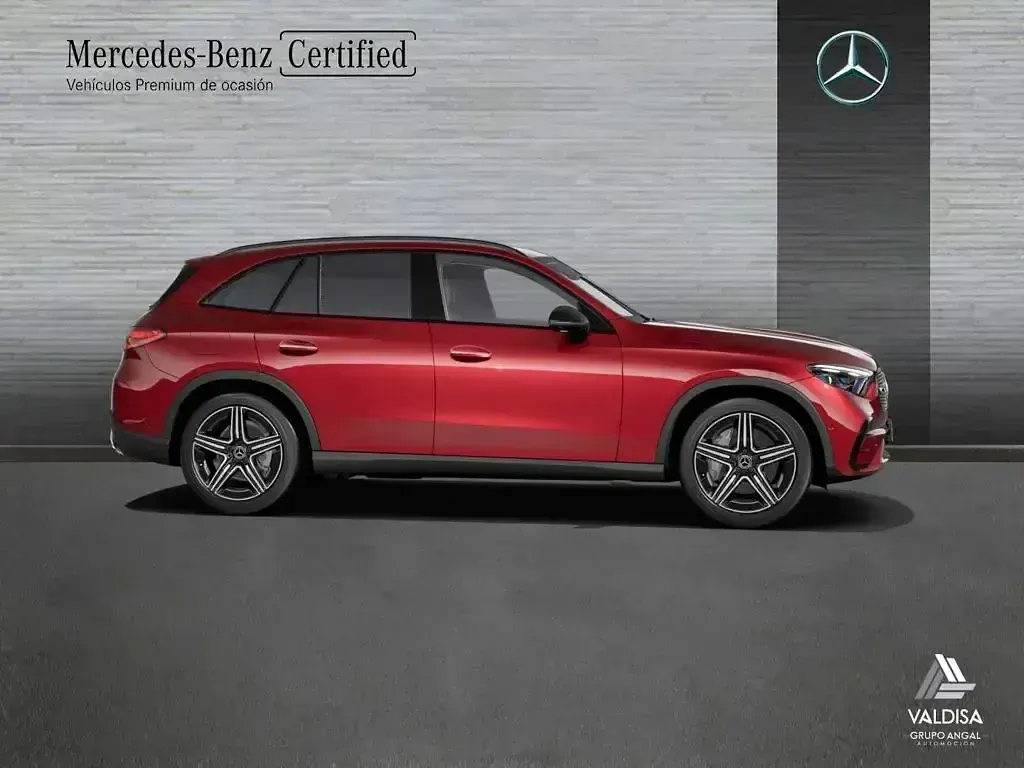 Usado Mercedes GLC200 204 CV (150 kW) 2025 Azul espectral SUV
