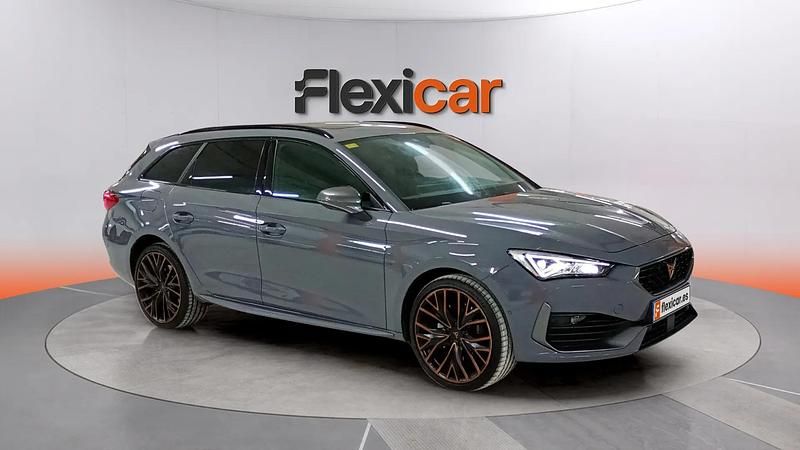 Usado Cupra Leon 245 CV (180 kW) 2020 Gris Familiar