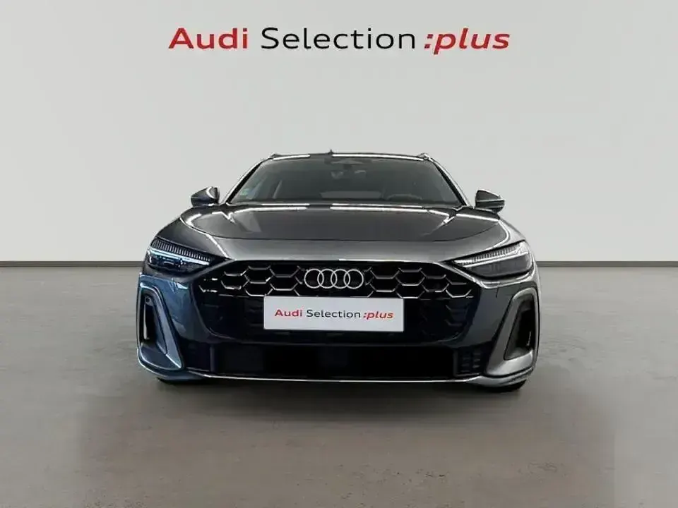 Usado Audi A5 S-Line 204 CV (150 kW) 2024 Gris Familiar