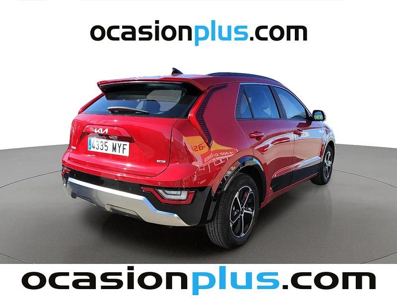 Usado Kia Niro 141 CV (103 kW) 2025 Rojo SUV