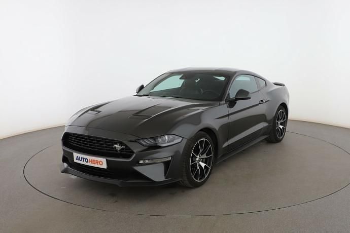 Gris Usado 2020 Ford Mustang Fastback Coupe | 38.099 € (Precio justo) - Imagen 1/3