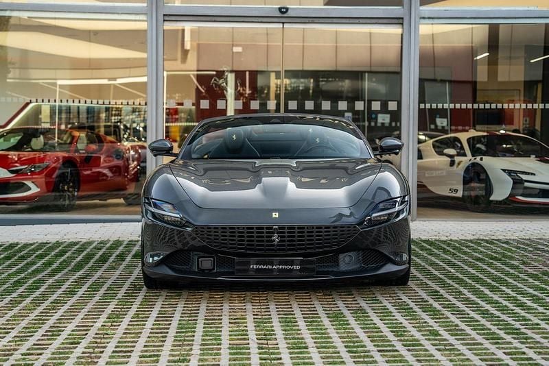 Usado Ferrari Roma 628 CV (461 kW) 2025 Descapotable