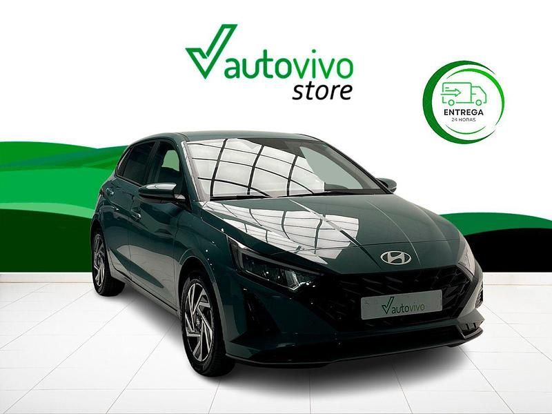Verde Usado 2024 Hyundai i20 Berlina | 19.900 € (Precio justo) - Imagen 1/4