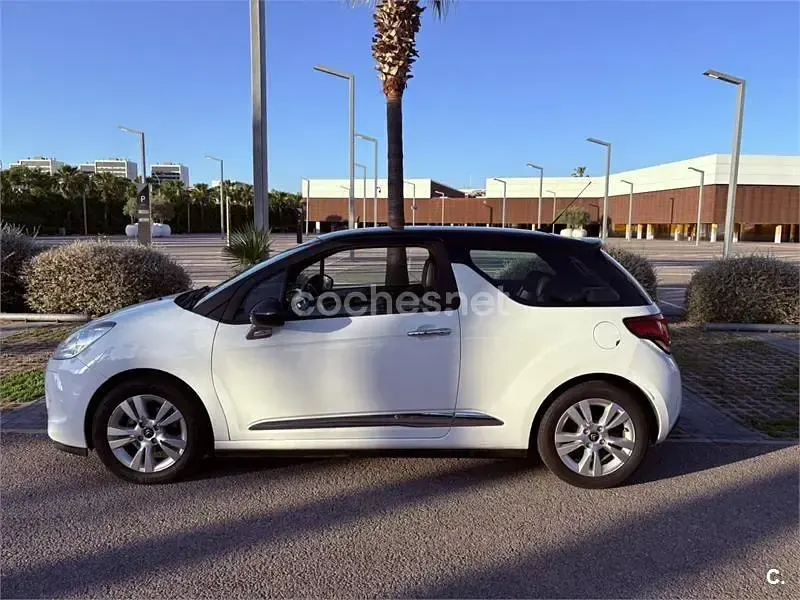Usado Citroën DS3 82 CV (60 kW) 2013 Blanco Berlina