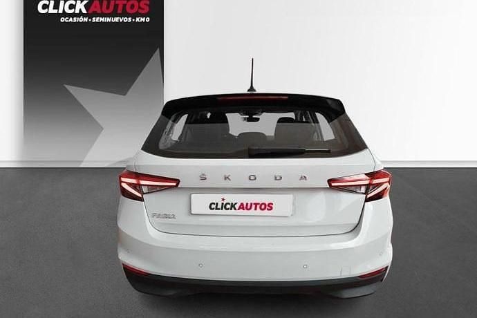 Usado Skoda Fabia Ambition 95 CV (69 kW) 2023 Utilitario