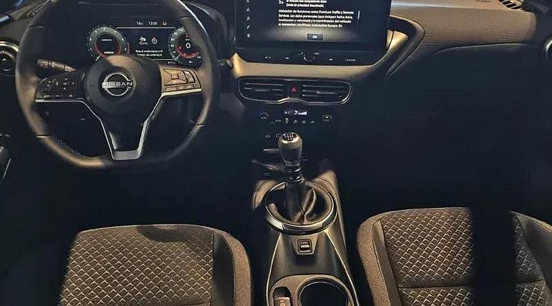 Nuevo Nissan Juke N-Connecta 114 CV (83 kW) 2025 Fuji sunset metalizado SUV