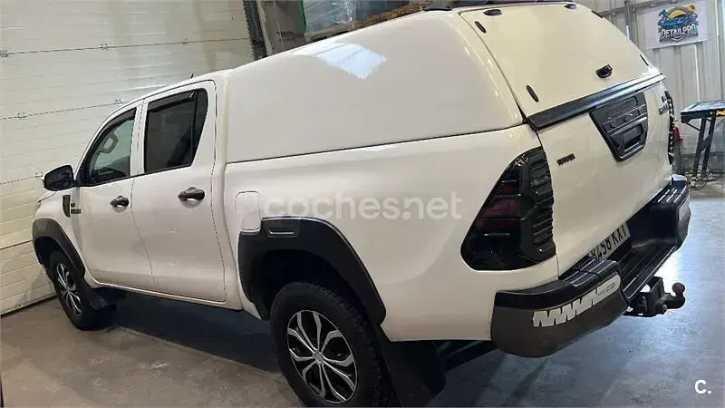 Usado Toyota HiLux 150 CV (110 kW) 2020 Blanco Pickup/Camioneta