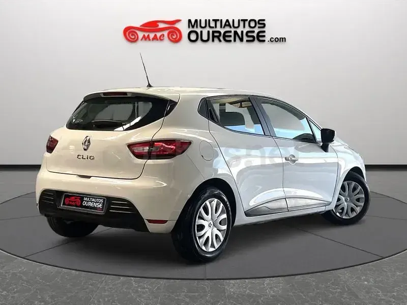 Usado Renault Clio IV Business 75 CV (55 kW) 2018 Blanco Berlina