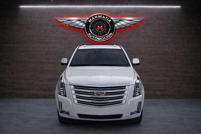 Usado Cadillac Escalade 2019 Blanco SUV