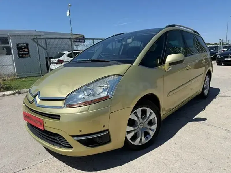 Usado Citroën Grand C4 Picasso Exclusive 138 CV (101 kW) 2008 Beige Monovolumen