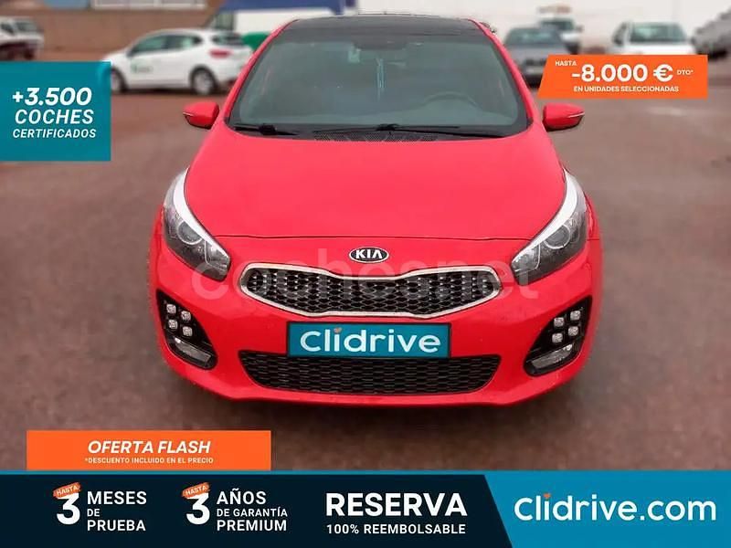 Usado Kia Ceed GT GT-Line 136 CV (100 kW) 2017 Rojo Berlina
