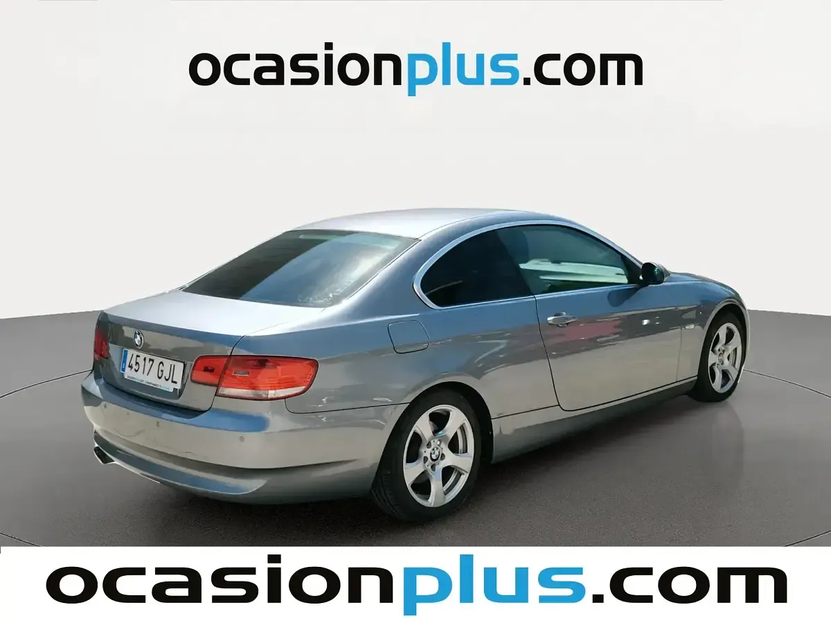 Usado BMW 325 218 CV (160 kW) 2008 Gris Coupe