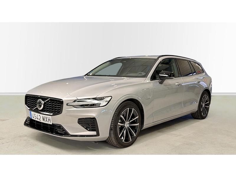 Usado Volvo V60 Plus 350 CV (257 kW) 2024 Gris plata Familiar