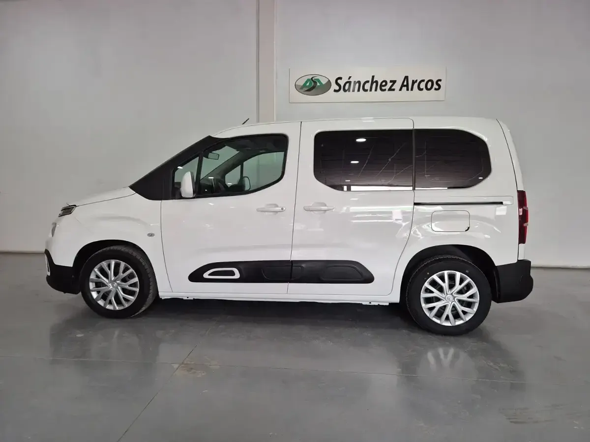 Usado Citroën Berlingo 100 CV (73 kW) 2019 Blanco Monovolumen