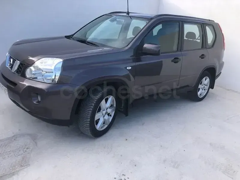 Usado Nissan X-Trail 150 CV (110 kW) 2007 Gris / plata SUV