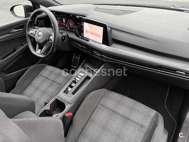 Usado VW Golf VIII GTE 245 CV (180 kW) 2020 Negro Berlina