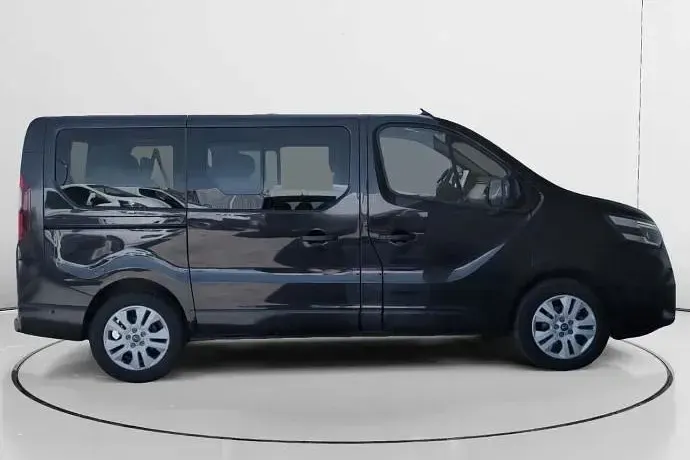 Usado Nissan Primastar Acenta 150 CV (110 kW) 2025 Monovolumen