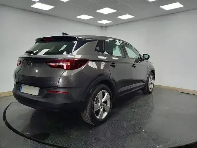 Usado Opel Grandland X Edition 226 CV (166 kW) 2021 Gris SUV