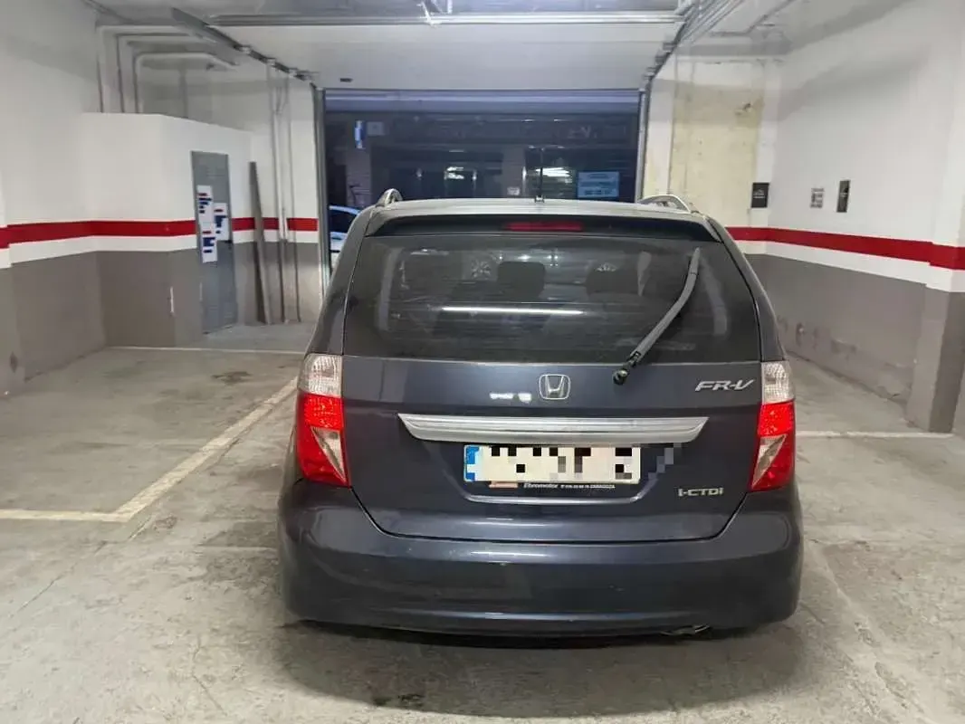 Usado Honda FR-V Comfort 140 CV (102 kW) 2007 Gris Monovolumen