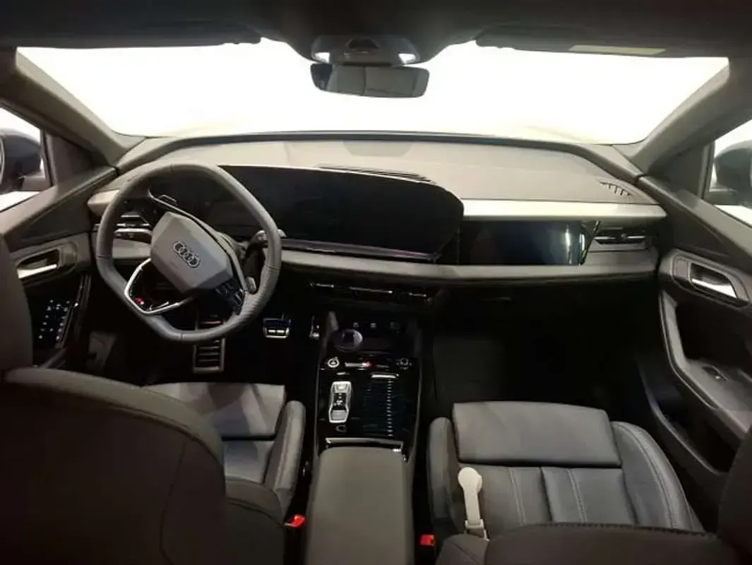 Usado Audi A6 e-tron S-Line 284 kW (387 CV) 2026 Azul Berlina