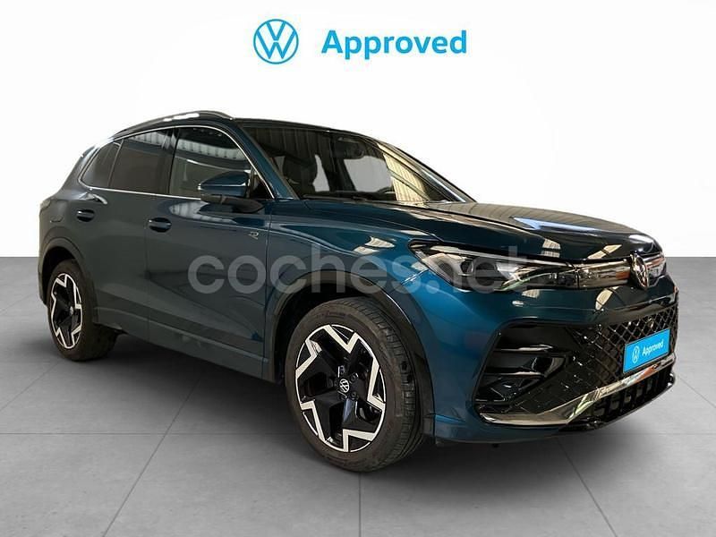 Azul Usado 2025 VW Tiguan R-line SUV | 44.990 € (Caro) - Imagen 1/4