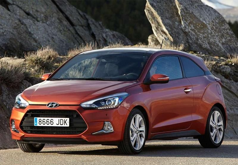 Naranja Usado 2016 Hyundai i20 Coupe | 7250 € (Buen precio) - Imagen 1/4