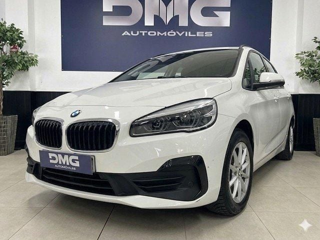 Usado BMW 218 136 CV (100 kW) 2020 Blanco Familiar