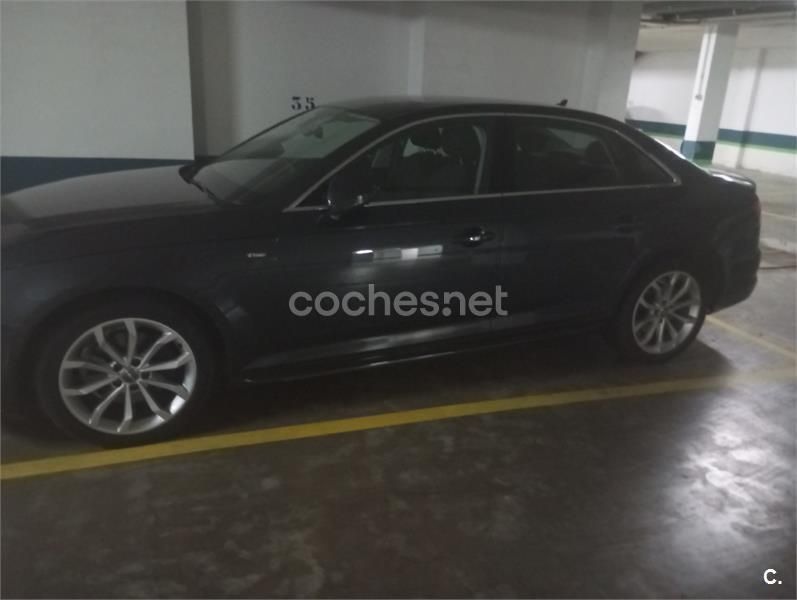 Gris / plata Usado 2019 Audi A4 S-Line Berlina | 25.000 € (Precio justo) - Imagen 1/4