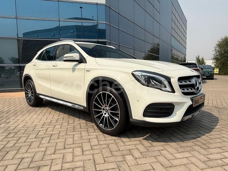 Blanco Usado 2018 Mercedes GLA220 SUV | 23.990 € (Precio justo) - Imagen 1/4