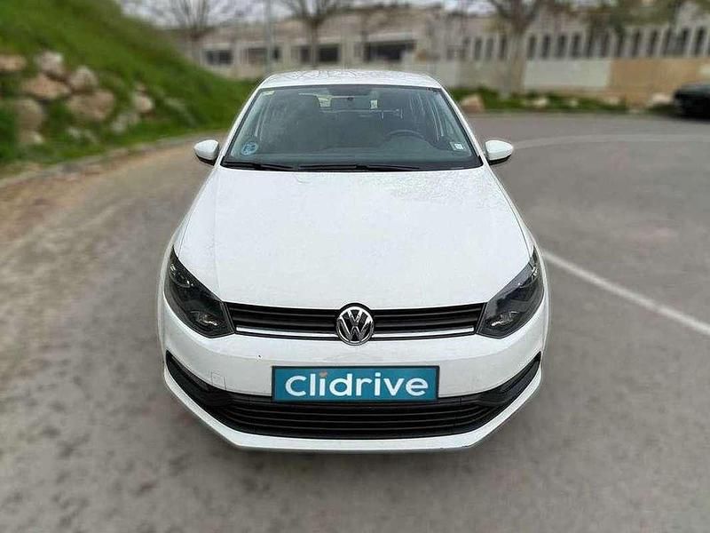 Usado VW Polo Edition 75 CV (55 kW) 2015 Blanco Utilitario