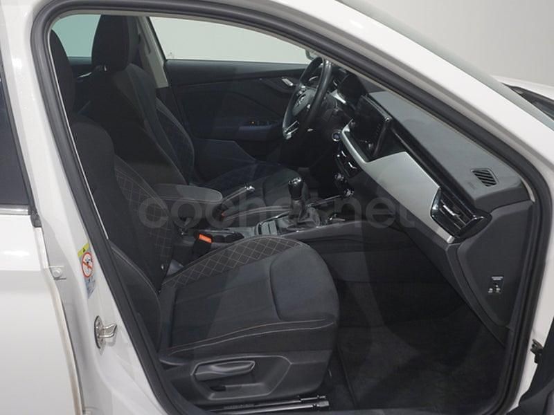 Usado Skoda Scala Ambition 150 CV (110 kW) 2022 Blanco Utilitario