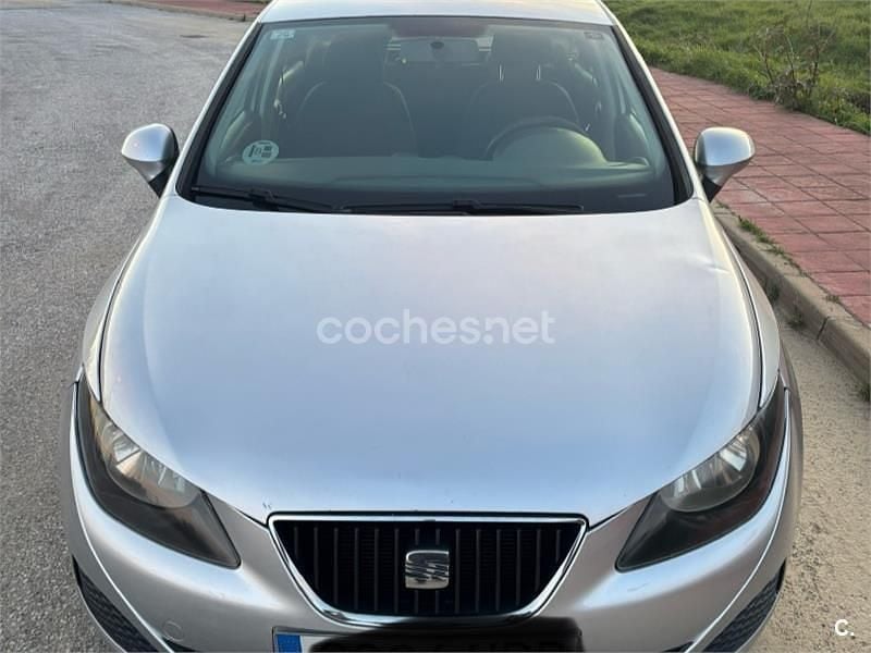 Käytetty Seat Ibiza Reference 90 HP (66 kW) 2011 Harmaa Sedan