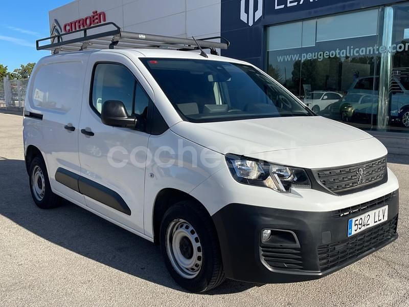 Blanco Usado 2020 Peugeot TePee Access Monovolumen | 10.900 € - Imagen 1/4
