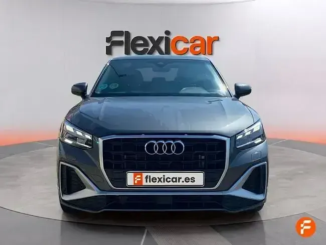 Usado Audi Q2 150 CV (110 kW) 2024 Gris SUV