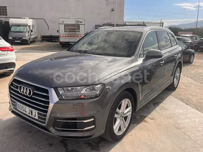 Usado Audi Q7 S-Line 272 CV (200 kW) 2017 Gris / plata SUV