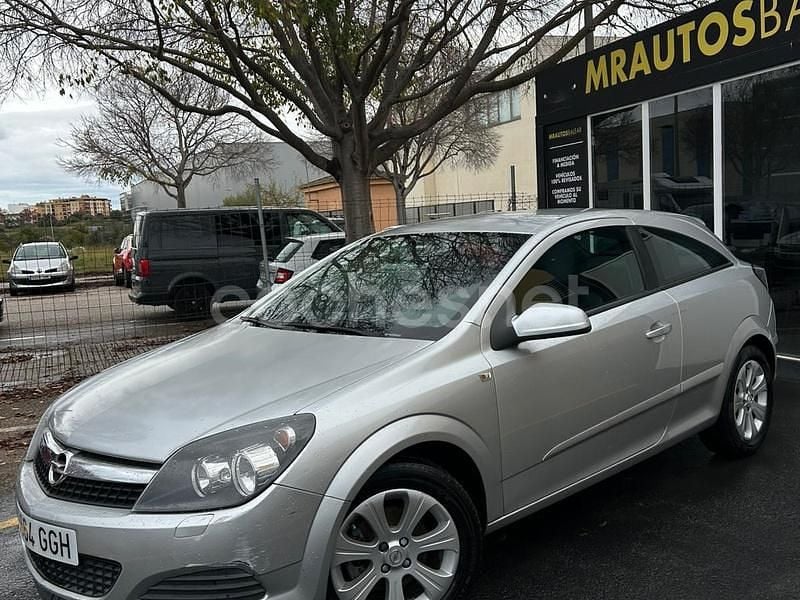 Gris / plata Usado 2008 Opel Astra GTC Energy Berlina | 2990 € (Precio justo) - Imagen 1/4