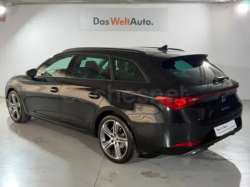 Nuevo Seat Leon FR 150 CV (110 kW) 2026 Negro Familiar