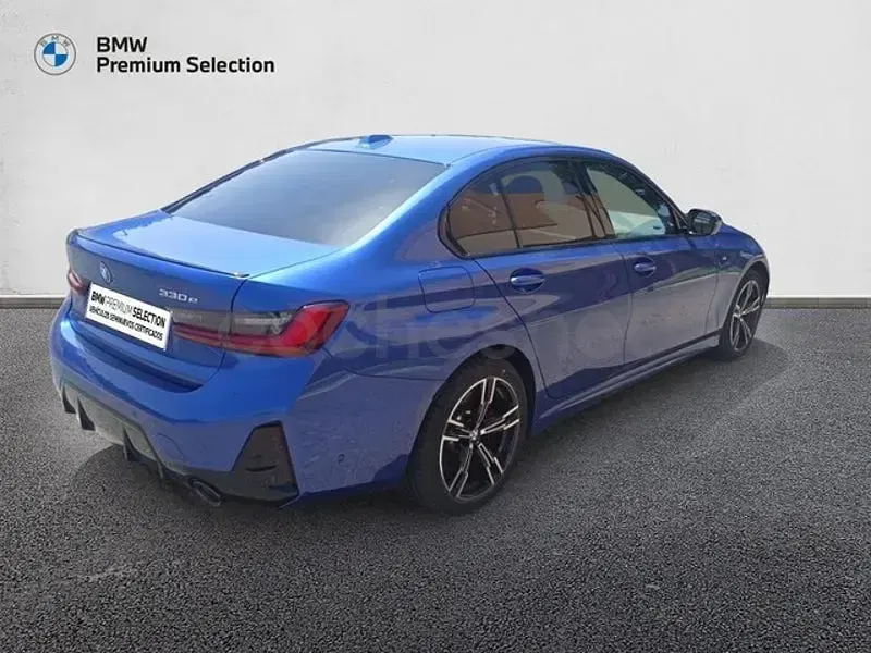 Usado BMW 330e Comfort Edition 292 CV (214 kW) 2025 Azul Berlina