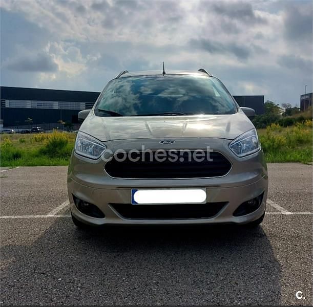 Beige Usado 2016 Ford Tourneo Courier Titanium Monovolumen | 11.400 € (Un poco caro) - Imagen 1/4
