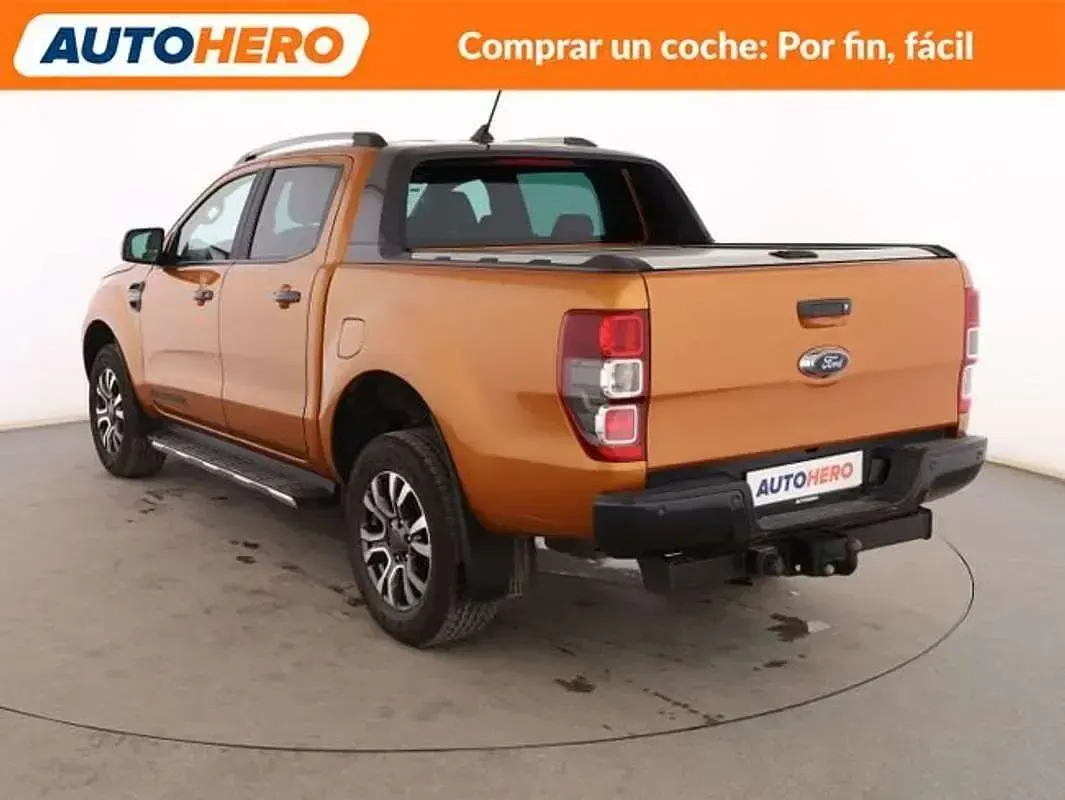 Usado Ford Ranger Wildtrack 212 CV (155 kW) 2020 Naranja Pickup/Camioneta